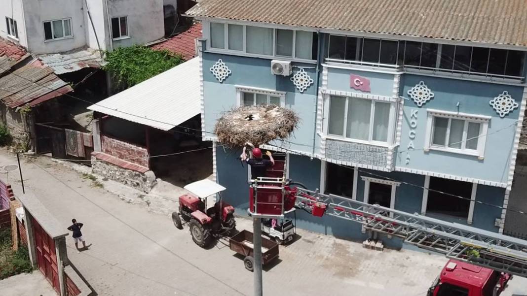 Yaren leylek ile eşi Nazlı'dan 10 gün sonra sevindiren haber! Su ve mineral kaybı ile enfeksiyon vardı 4